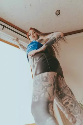 Am I Sexy enough for you so that you can be my slave and serve me until I punish you?