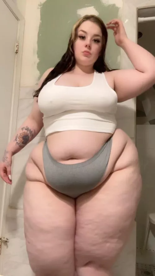 Anyone know who this is? Found on tumble without a source