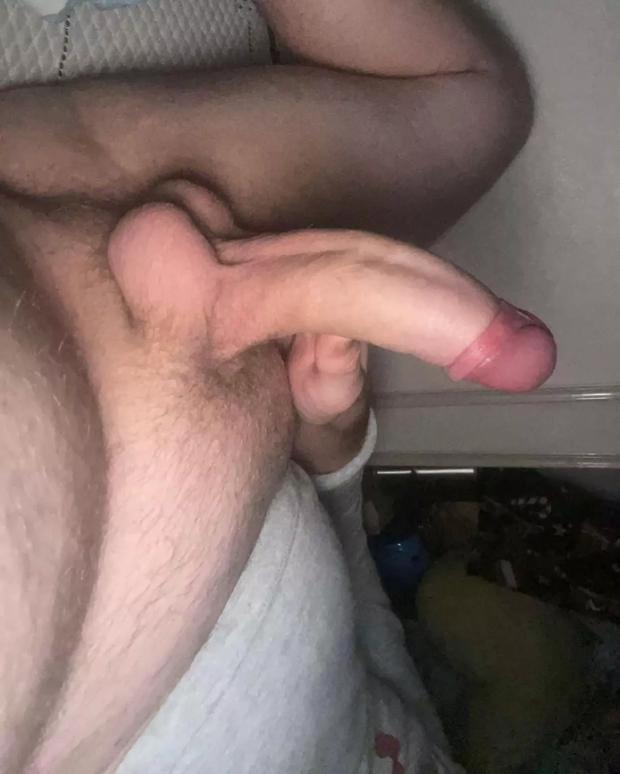 Anyone up for a 6.1” thick cock ;)