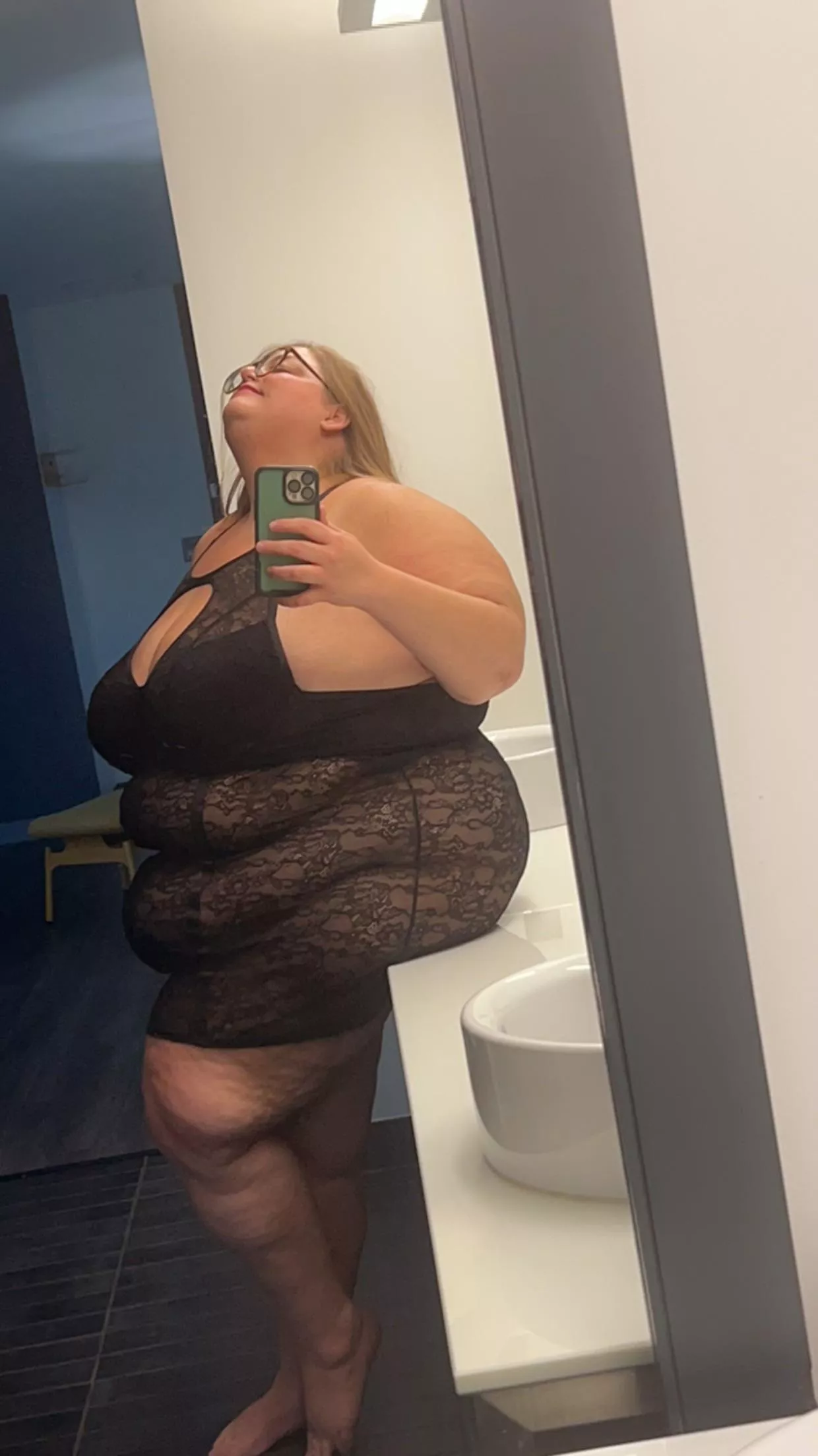 Be a good boy and submit to me.