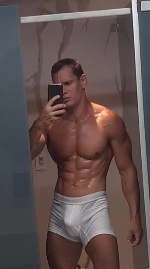 Do you like the white? 🤔