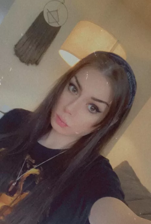 do you think I’m fuckable? 🥺