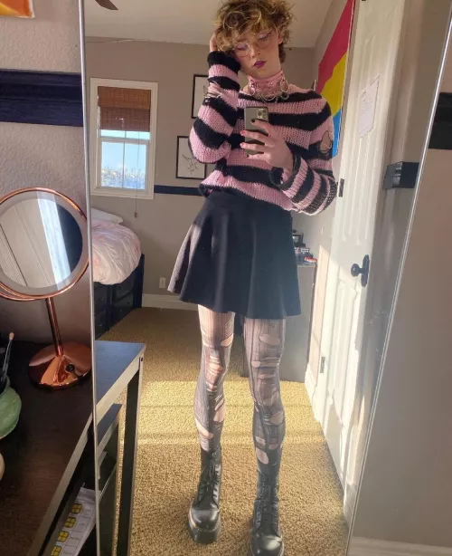 I think a guy should wear his favorite skirt ❤️