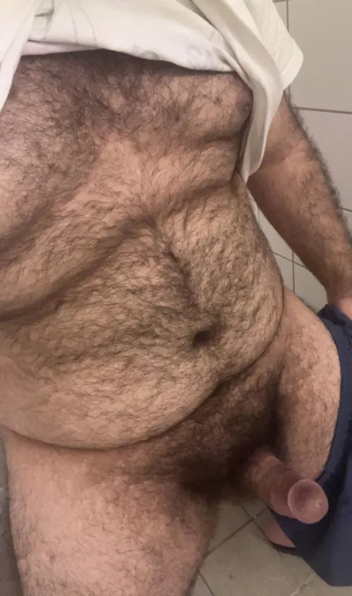 If you saw this 20 yo bear, what will you say to get his attention?