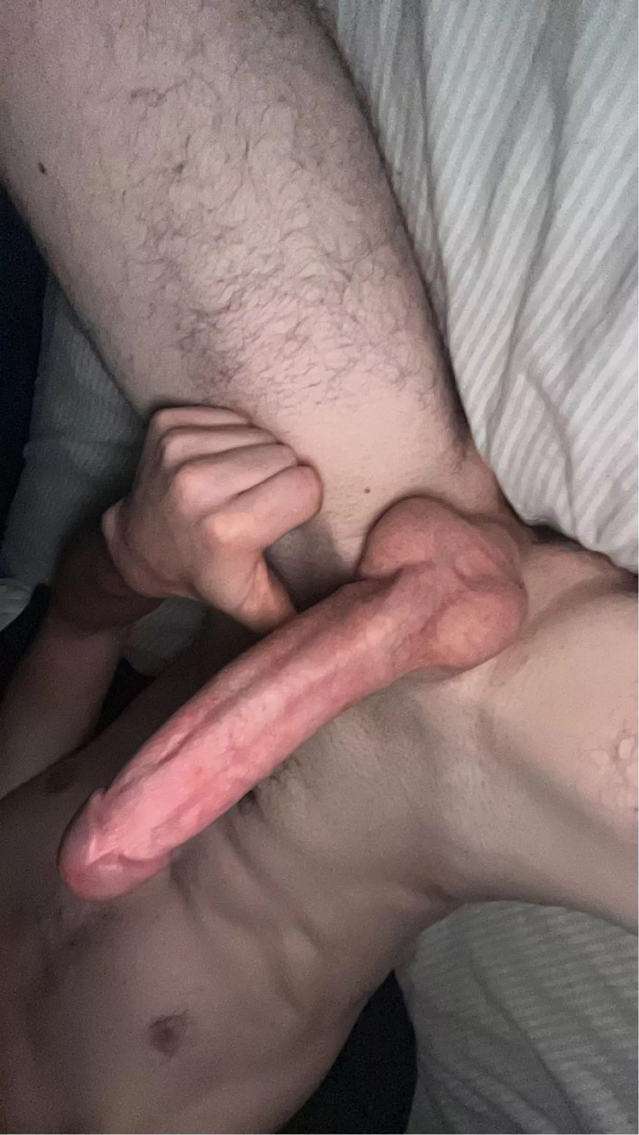 Jerking my big young cock hard tn 😉