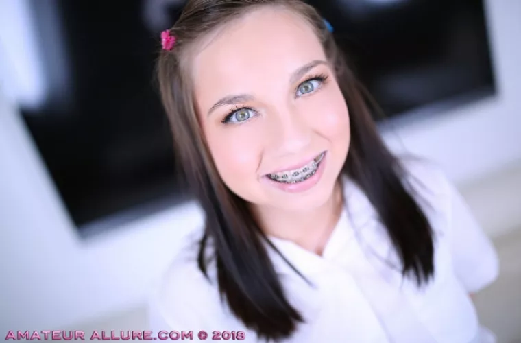 Luna Bright Amateur Allure