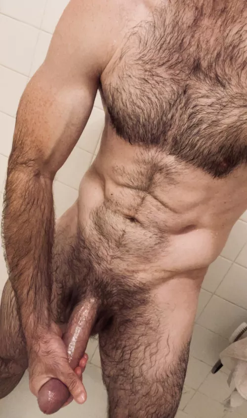 [m] who wants to join me post workout?