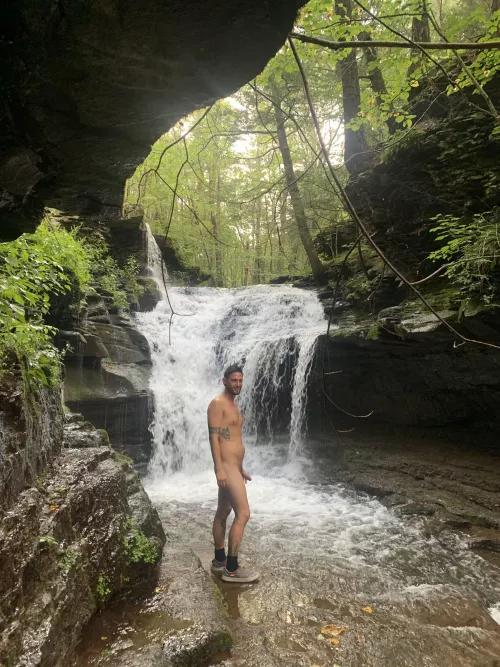 One of those special moments 💚who else likes getting naked at a waterfall?