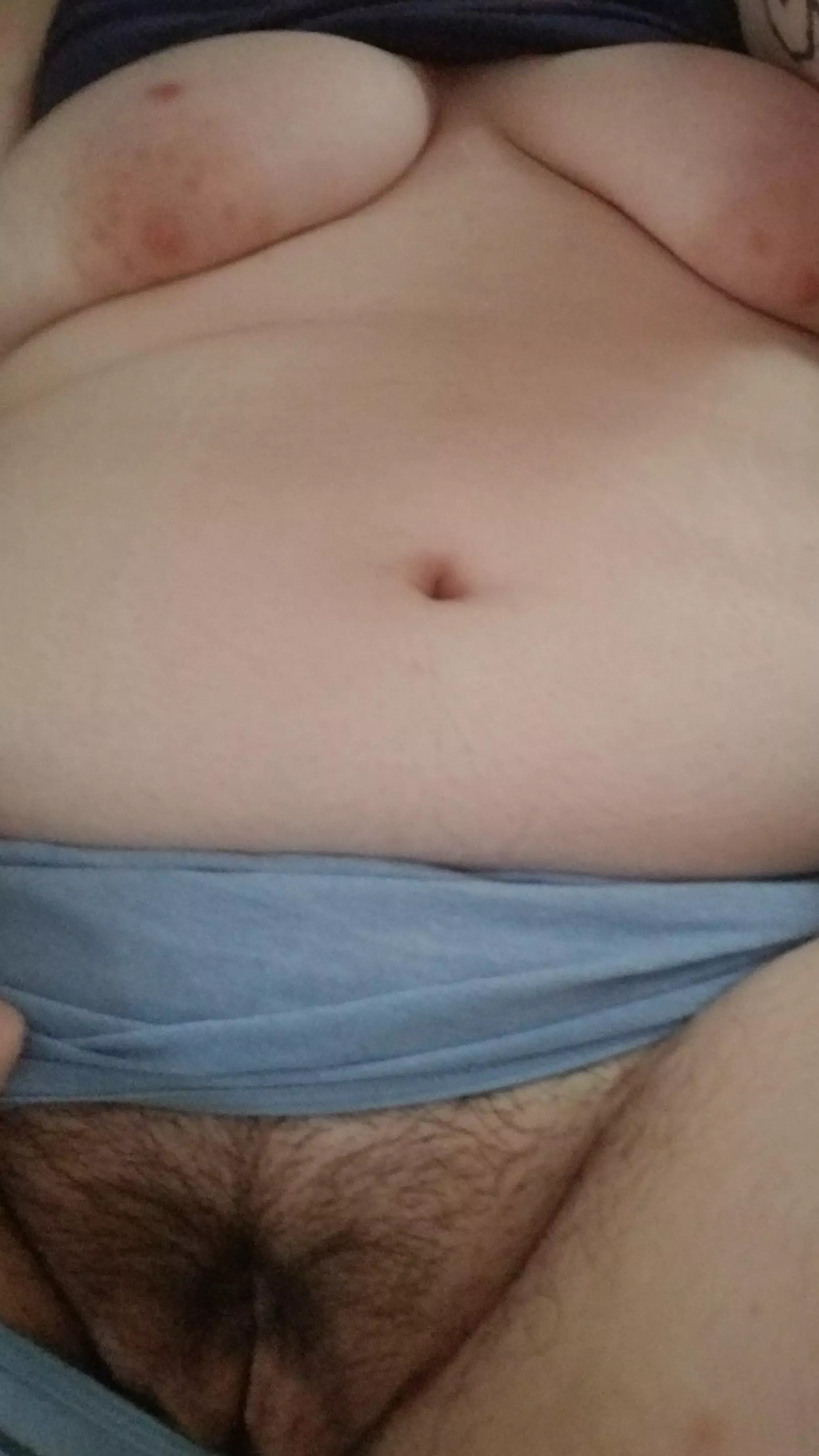 Should I keep my bush hairy?