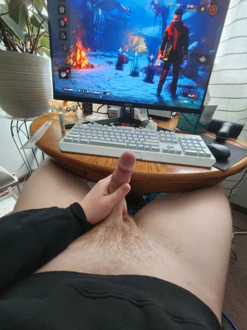 Who wants to play a few rounds😏