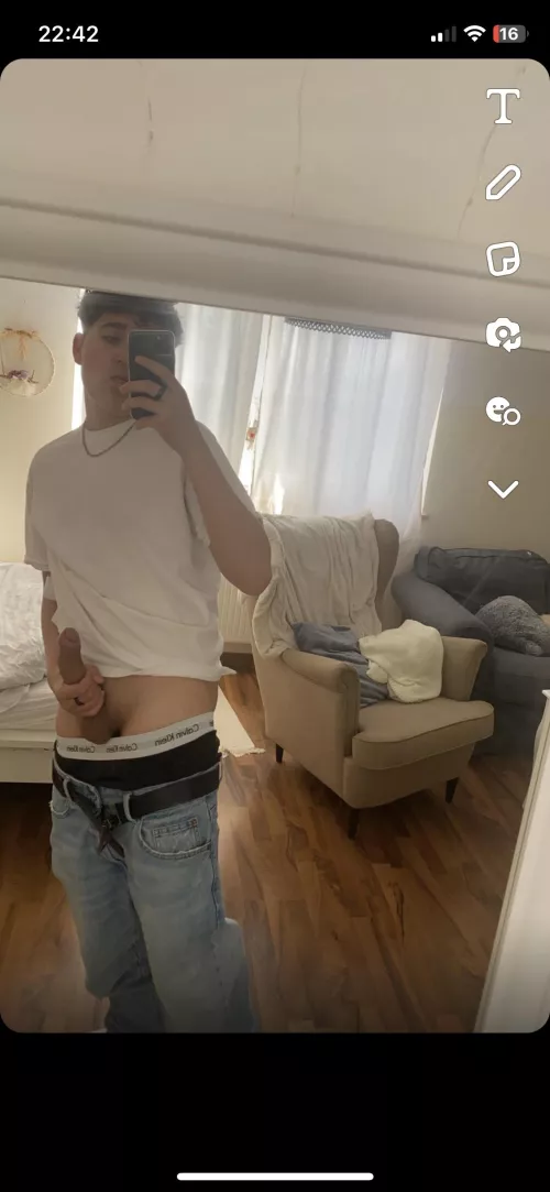 18 Video Call with Face! Sc: paul_ortler16