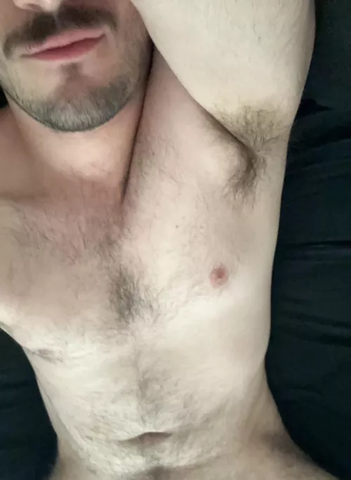 30 m home alone and fucking horny. Let’s fool around. Robertjay27