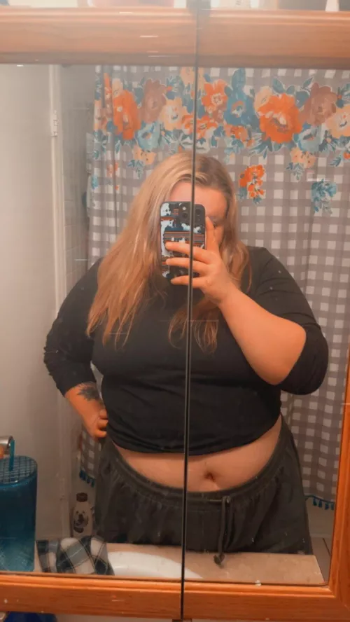 Do you care if a girl has a belly?