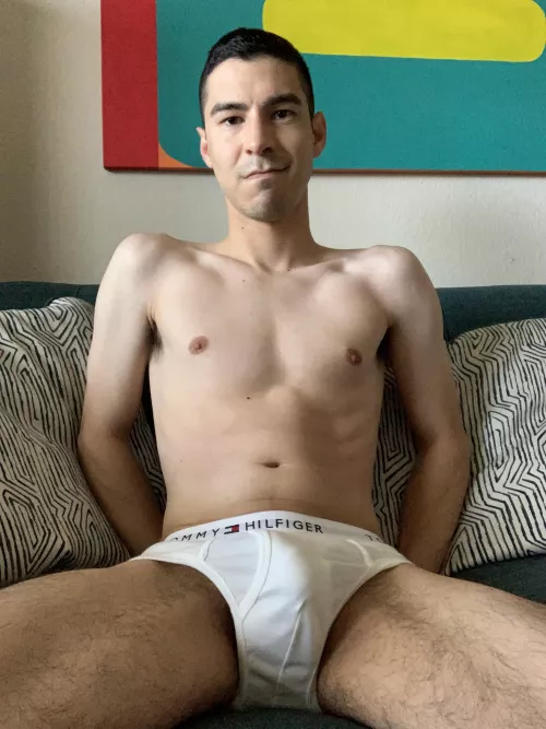 Finding it hard to ignore my obsession with tighty whities