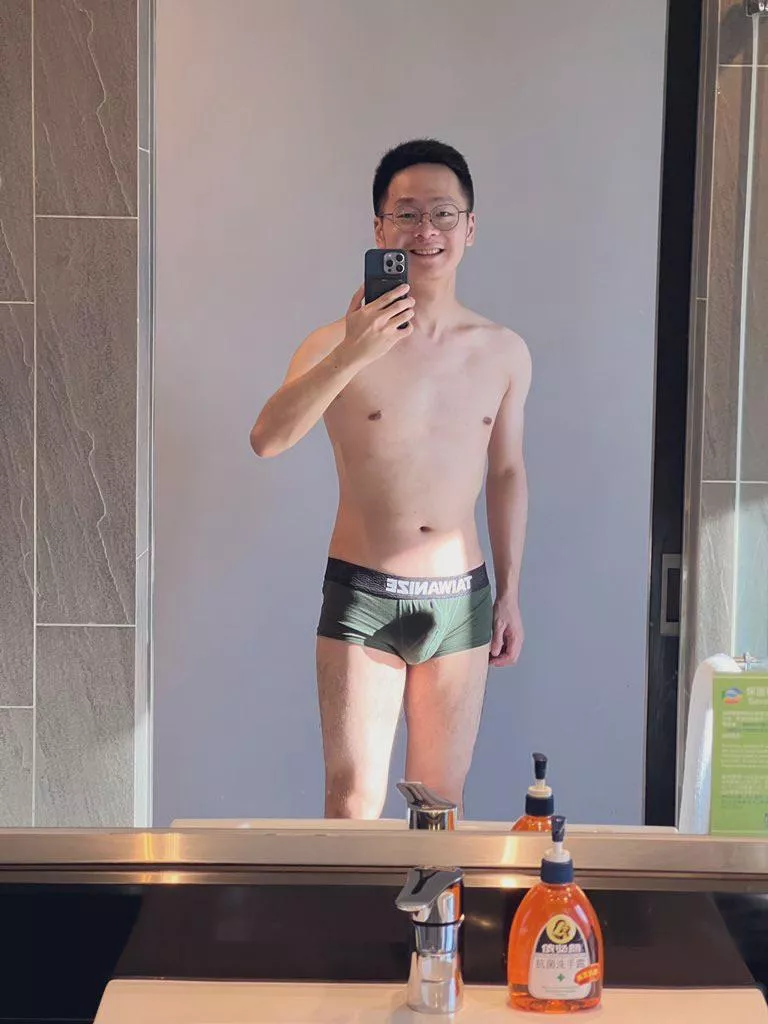 I hope my smile can make your day better! Love from your friendly gaysian😘