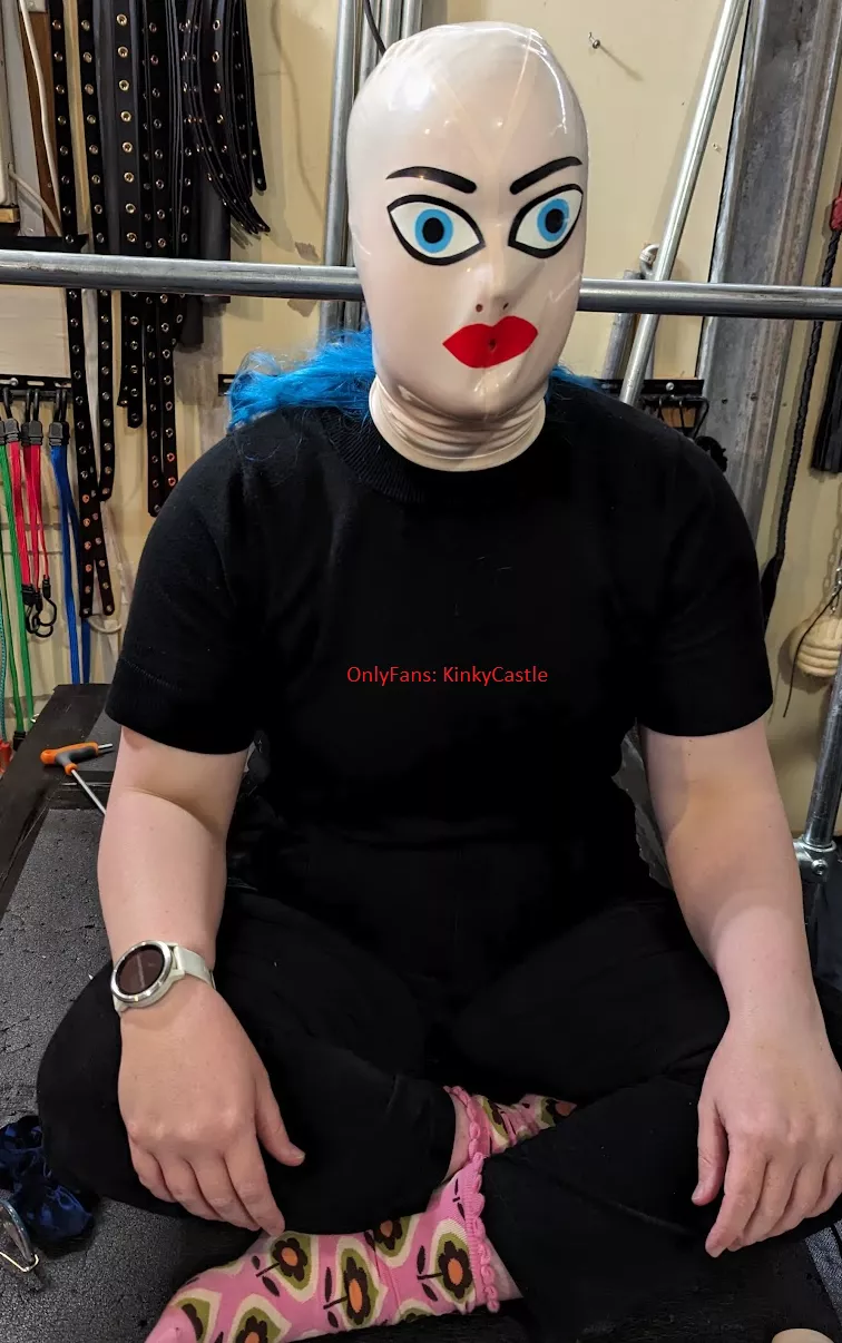 I like my blow up dolls to have a pulse