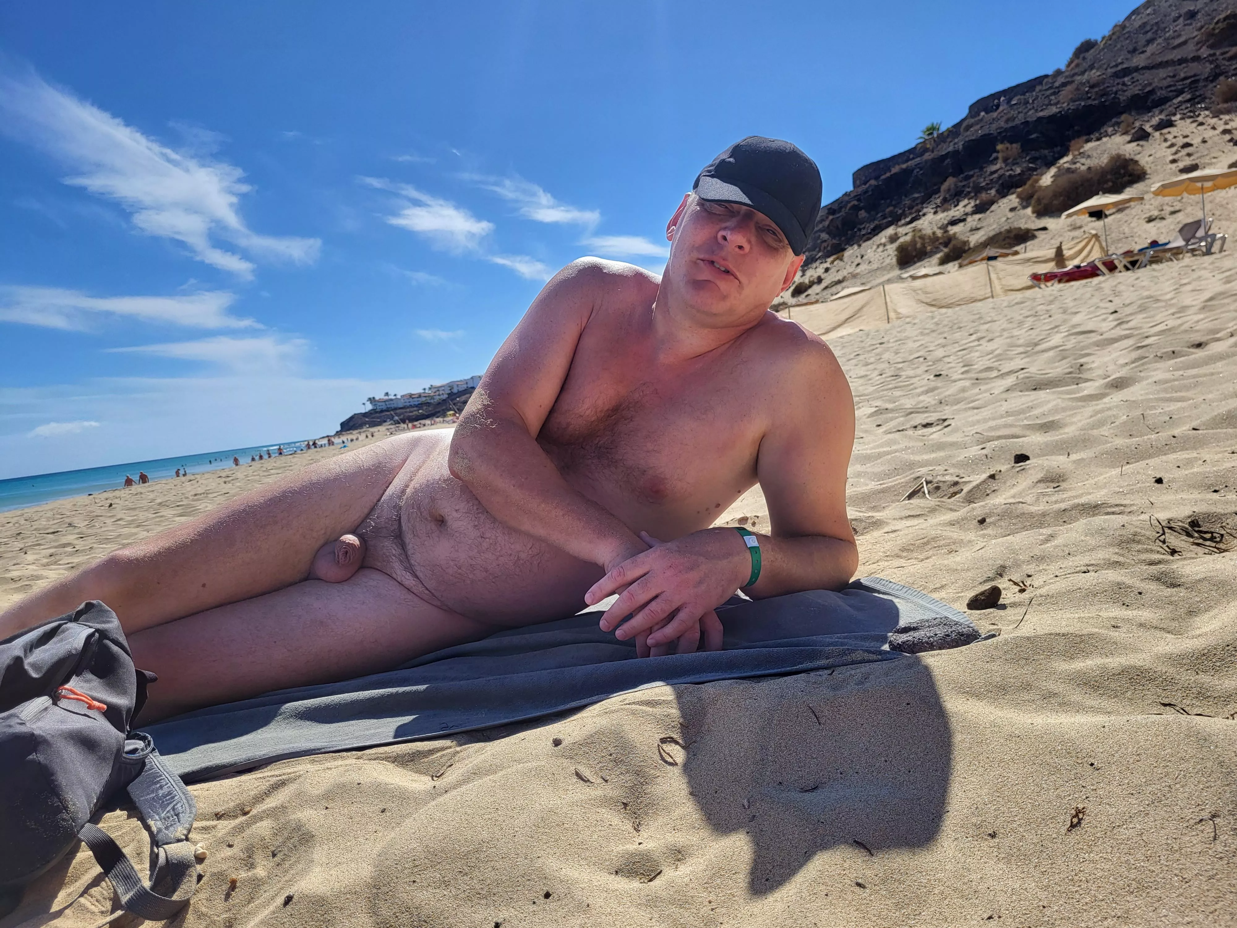 Just lost my Naturist virginity on holiday in Fuerteventura