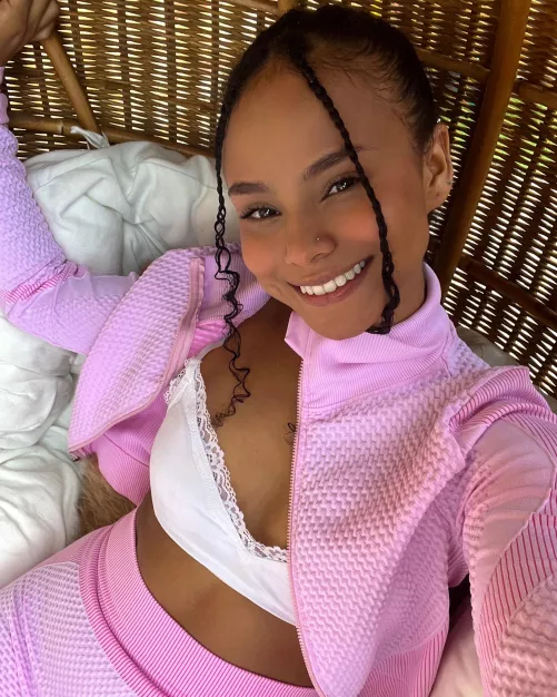 Pink is my fav color ever