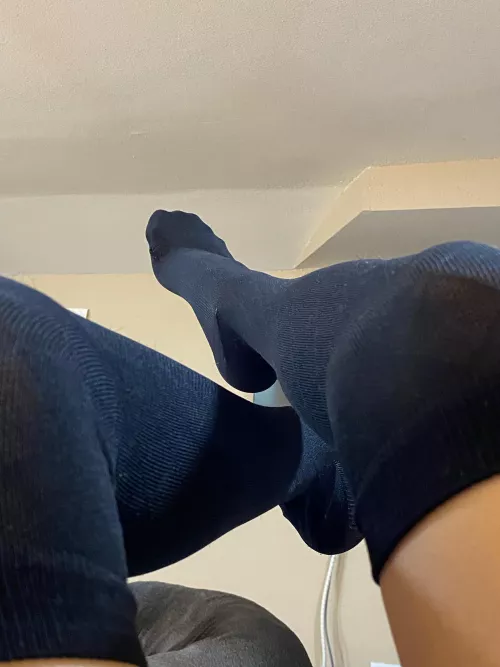 Rip them off and bend me over 😩