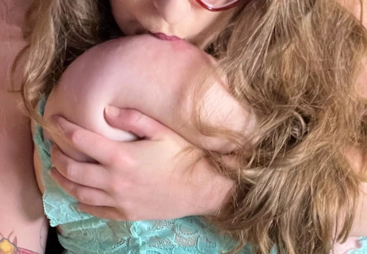 The lipstick smear is sending me.