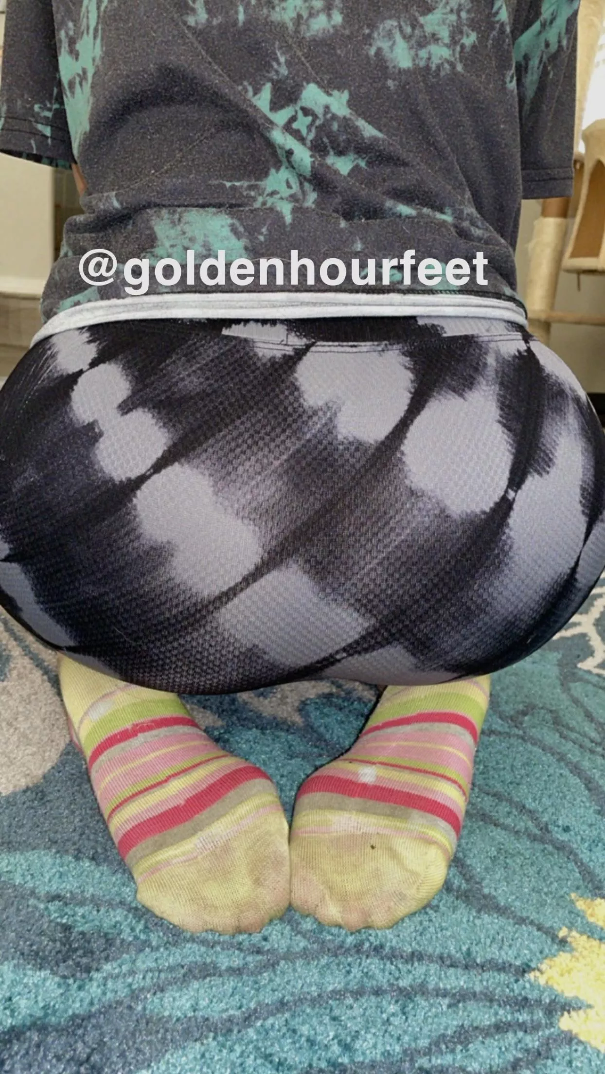 Wanna see the rest of my sock drawer? Check my pinned post😈