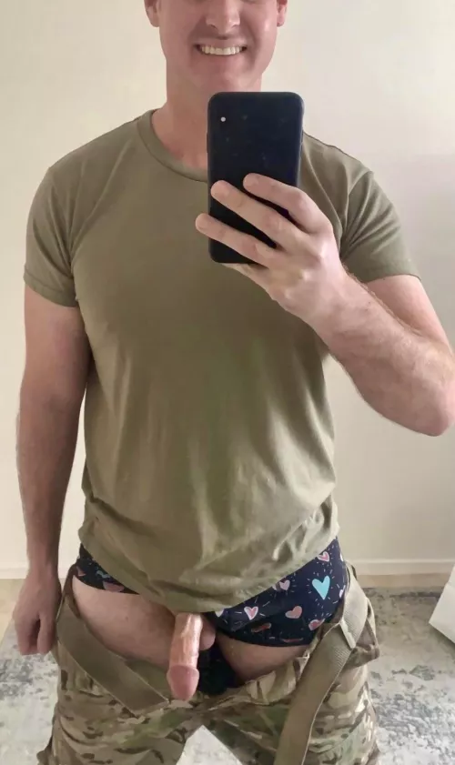 What’s your favorite way to make a guy like me cum?