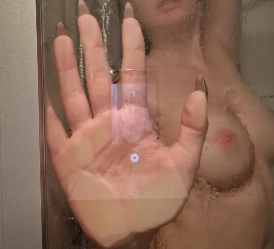 would you smash or pass my 18 y/o HS body in the shower?