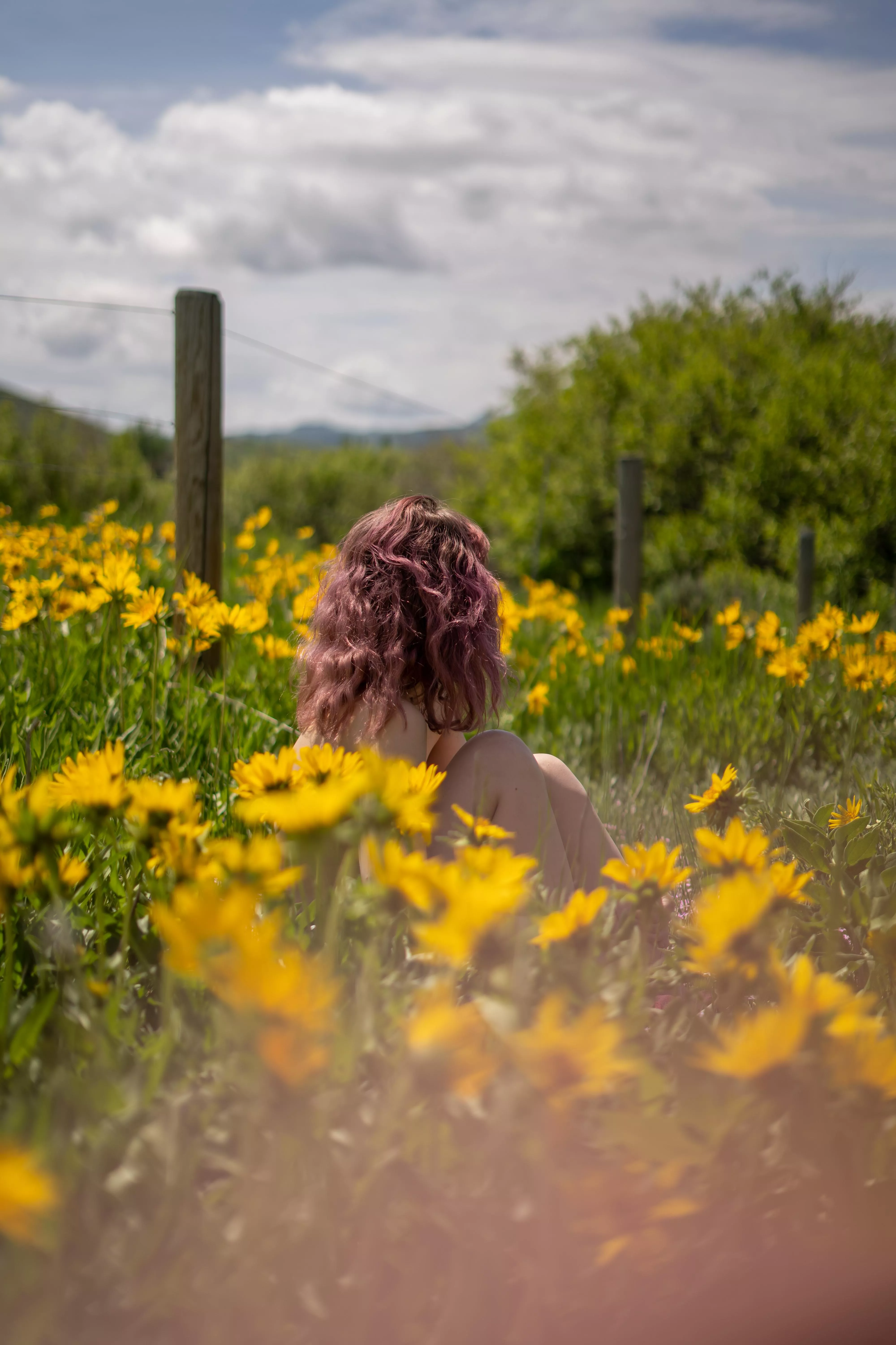 you know me- find me in flower fields xo