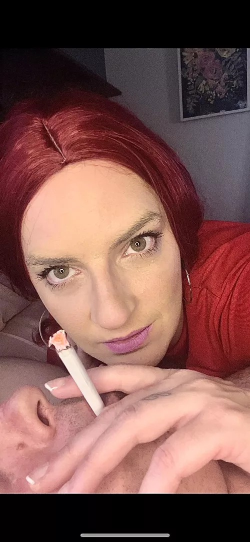 Can I feed you one!! 🚬💋