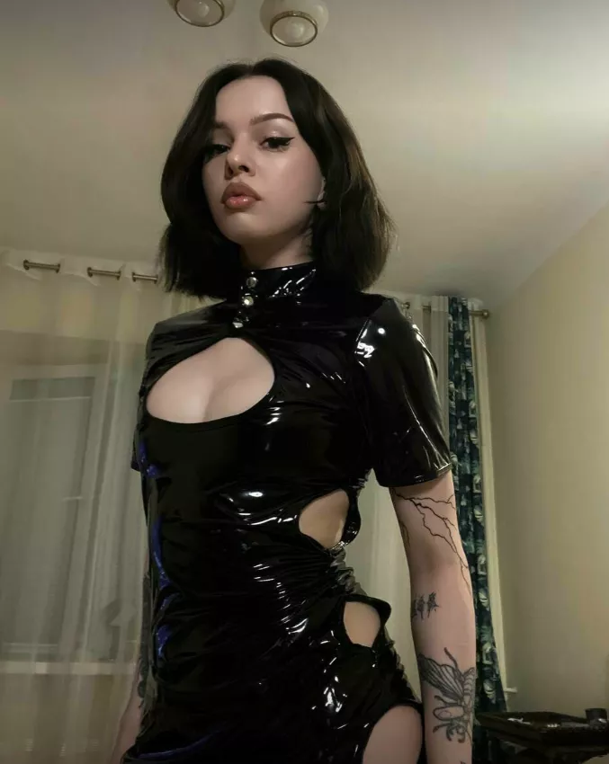 Cute ears and tiny body)