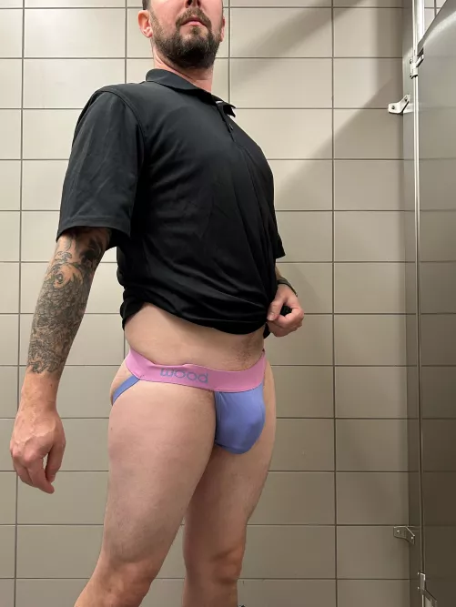 Don’t be late for at 2pm meeting. It’s important!