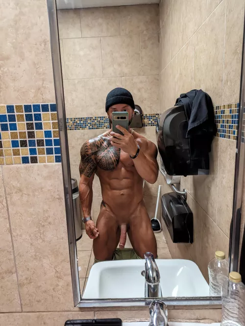 Feeling a lil big a lil [m]uscular