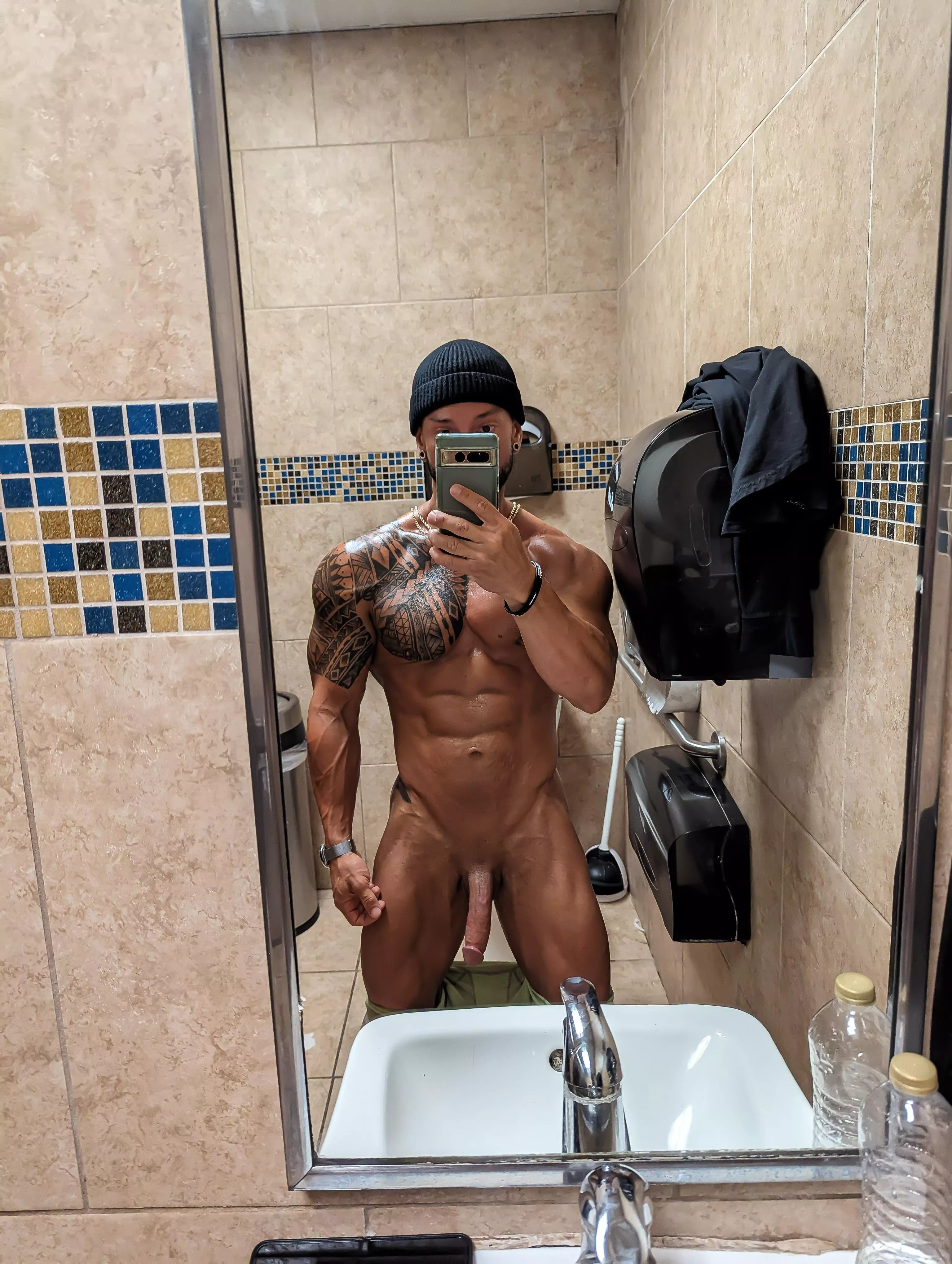 Feeling a lil big a lil [m]uscular