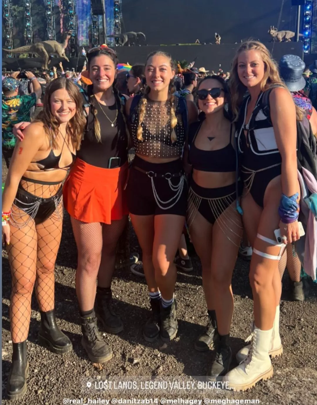 Festival girls [5]