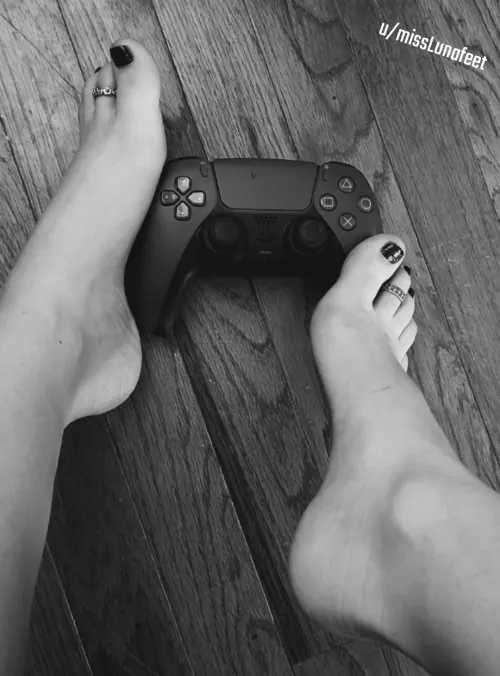 Going to play with my feet or your game?
