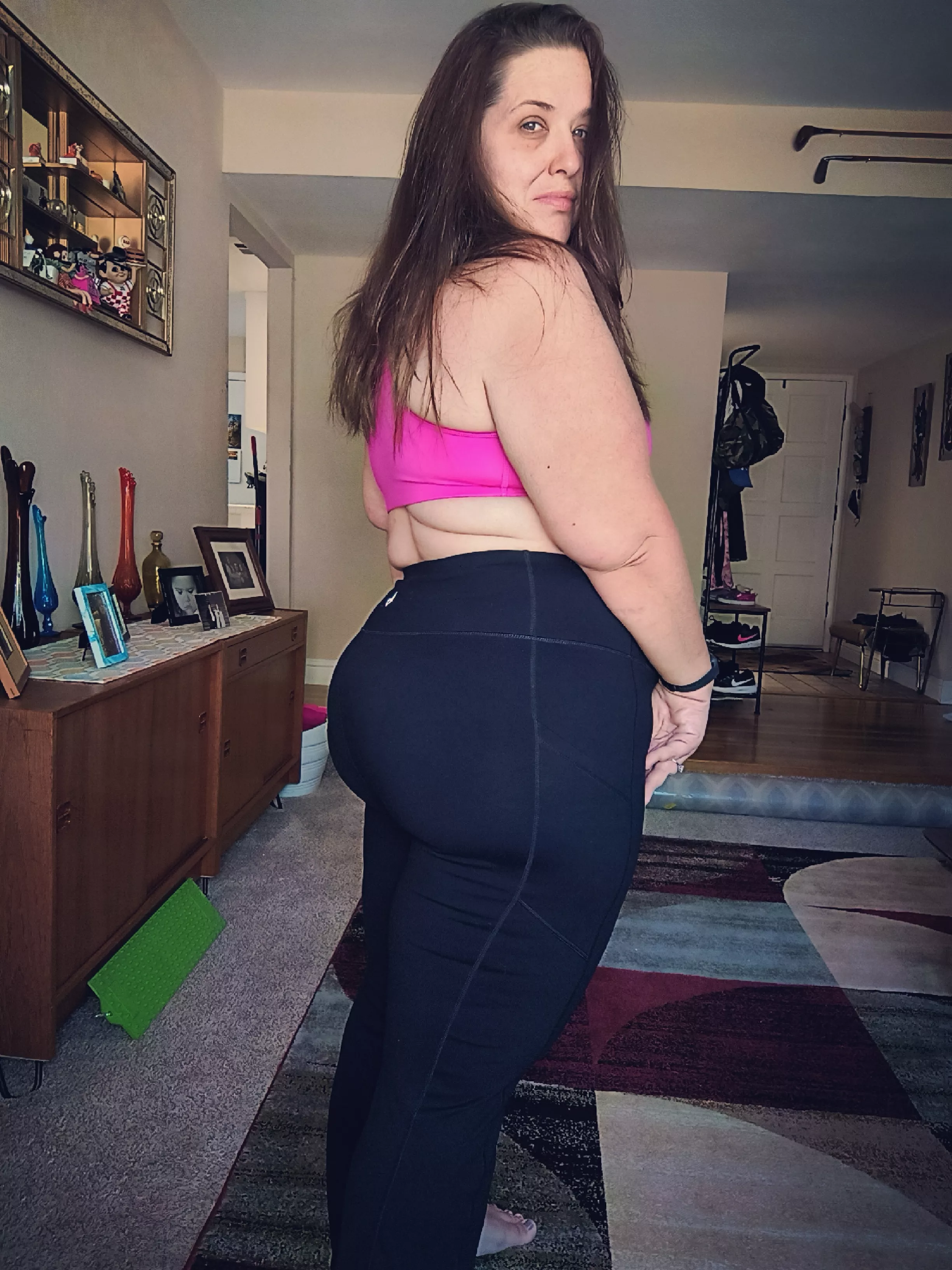 Headed out to the gym 🍑