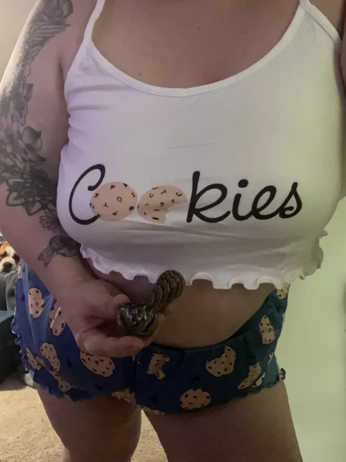 I’ll bring the 🍪🍪 i(f) you bring the 🍃 🍃