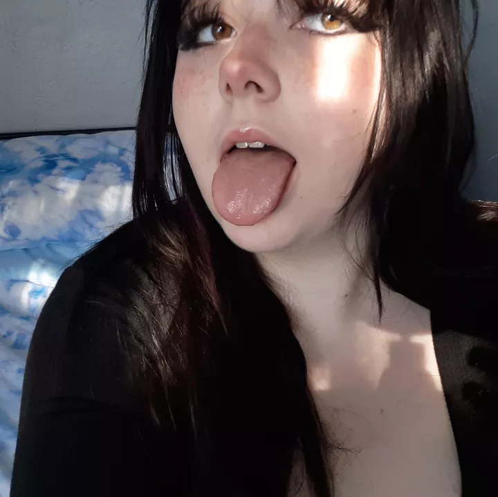 Slap it on my tongue 🤤