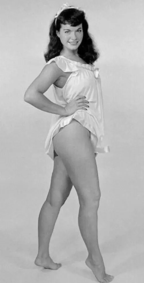 Very cute Bettie Page pic 💓