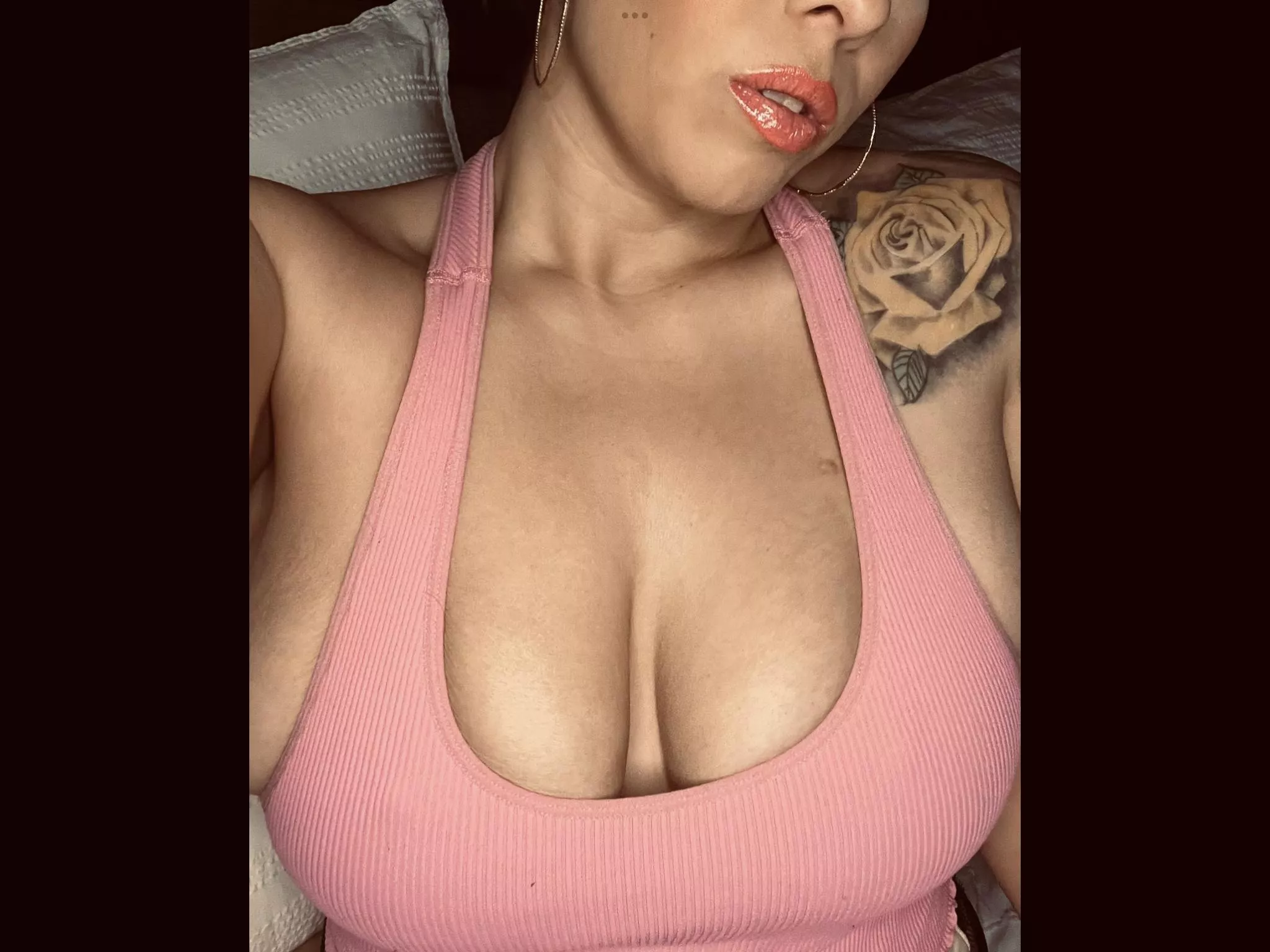 What’s your favorite late night snack?🍪🧁🌮🍰🍧🍟🍆