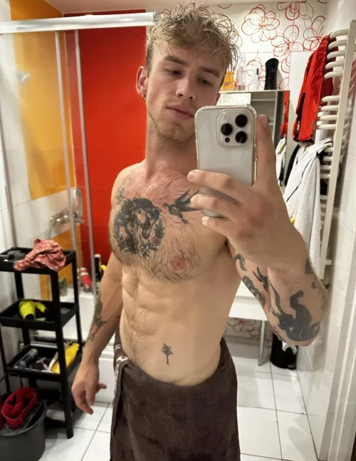 Felt cute..wanna fuck?