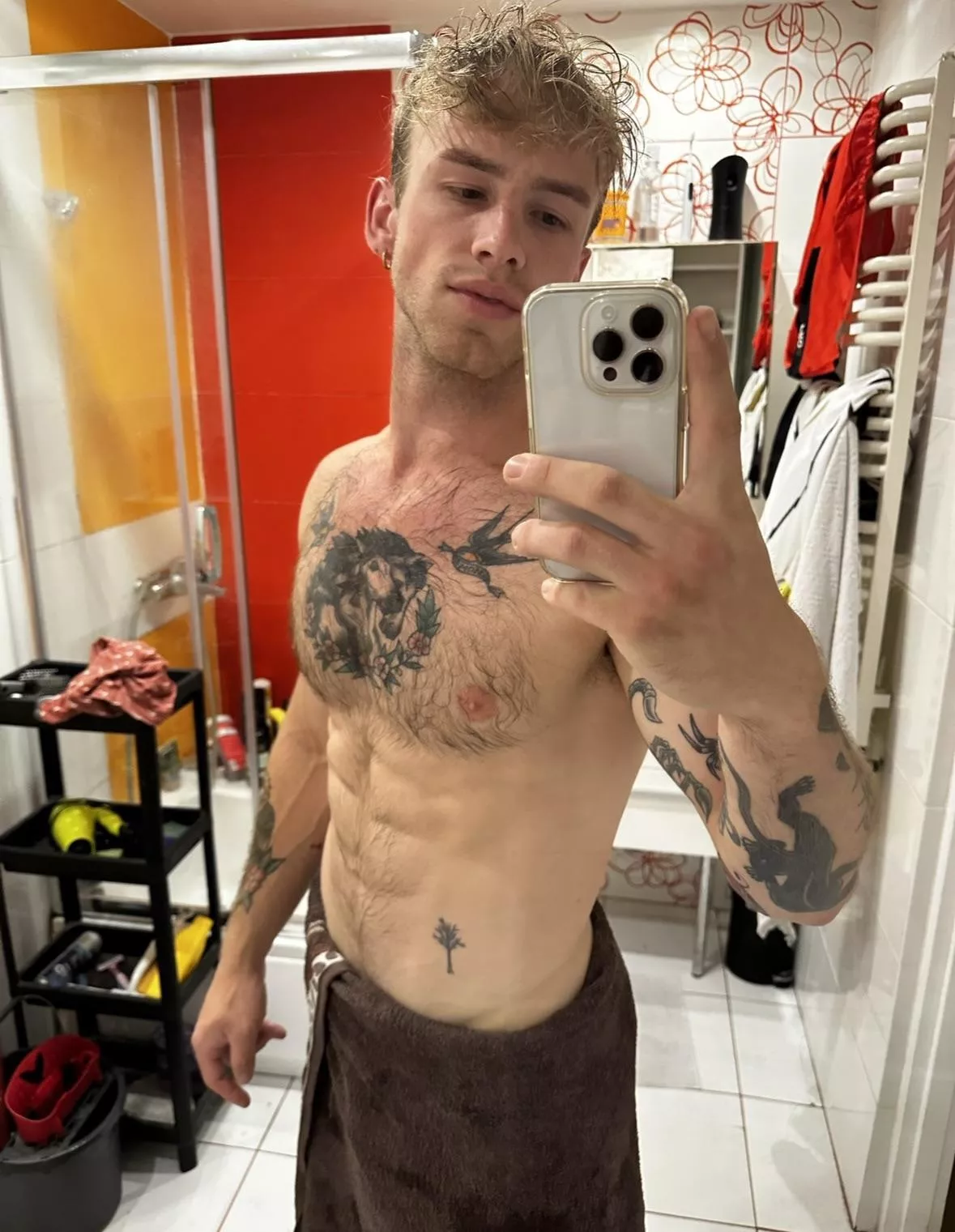 Felt cute..wanna fuck?