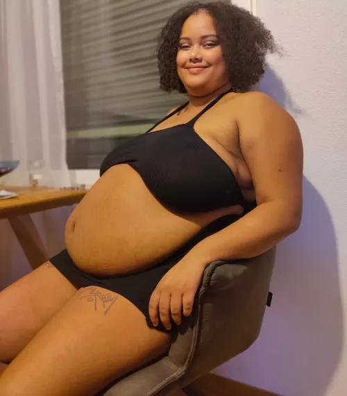 Going to hide the chair soon🤭