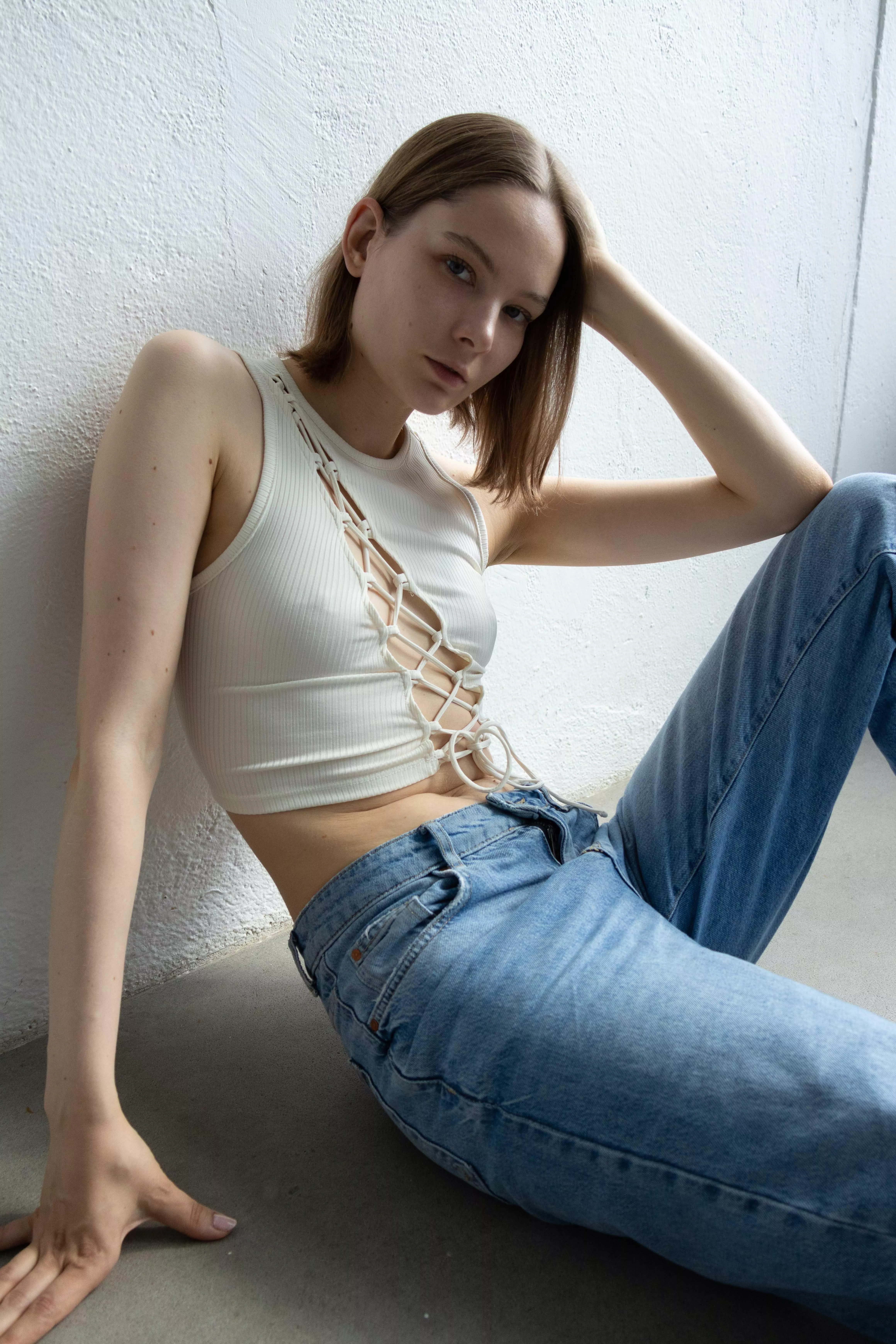 I think it’s impossible to find a bra that can be worn with this top