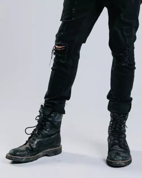 Need help to identify them pls