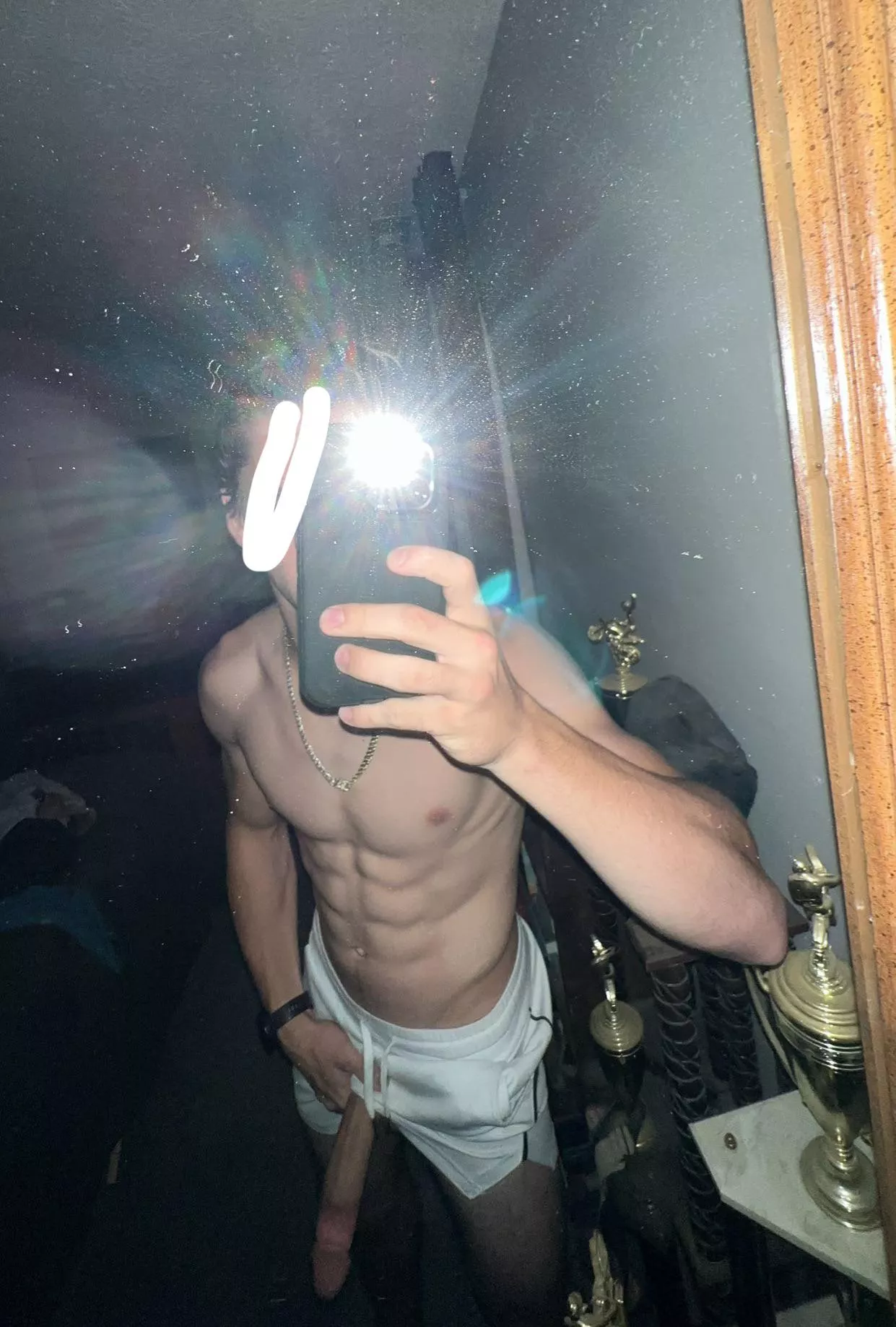 Oh nooo, it slipped out 🙈