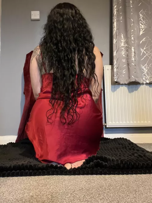 Play with my hair please