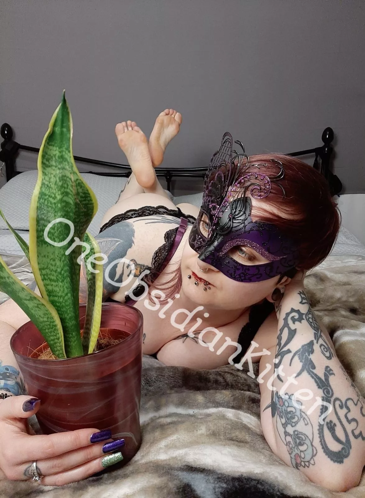 Tattooed, pierced and very kinky!