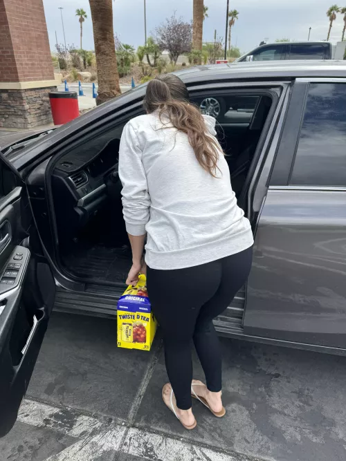 Tea anyone? Wish I had some nachos right about now lol 😆