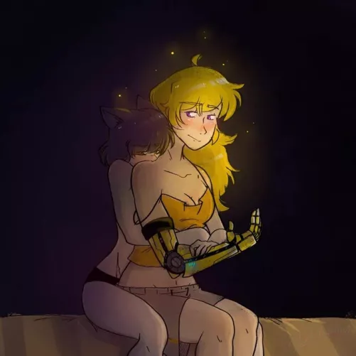 The bees being the bees (@SalomeSoubielle)